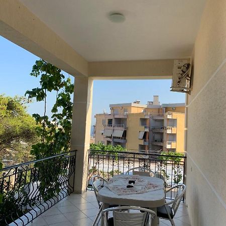 Ylli Cunaj Apartments Sarande Exterior photo