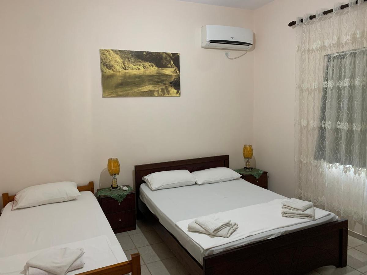 Ylli Cunaj Apartments Sarande Exterior photo